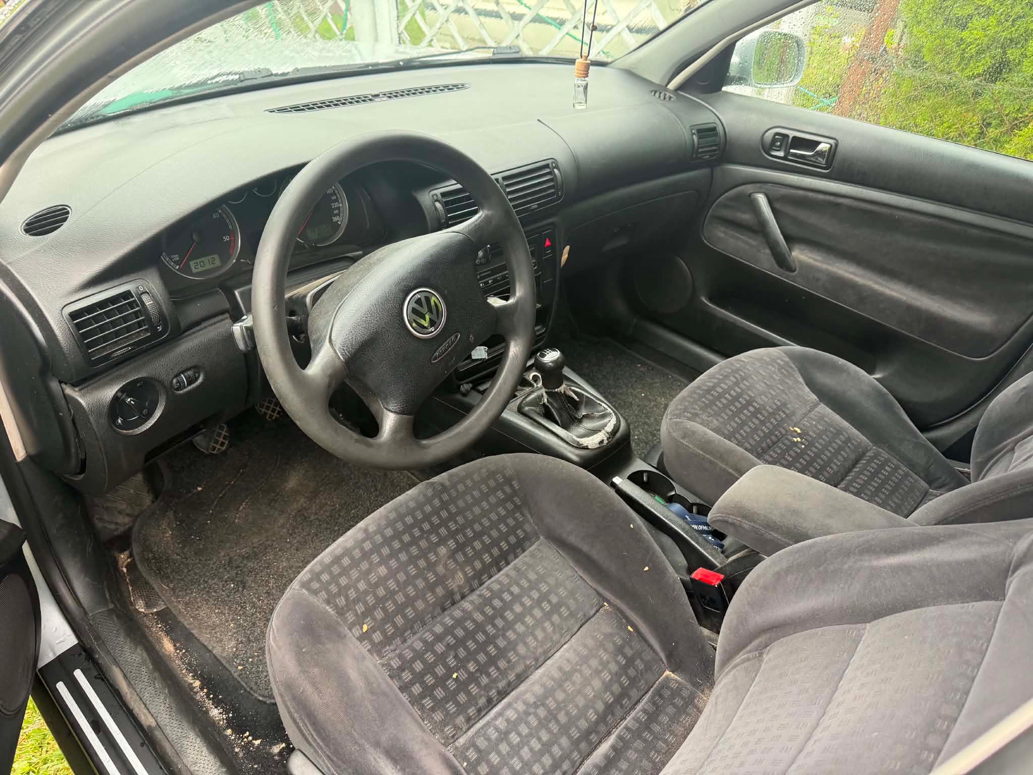 Volkswagen Passat 2003 — engine